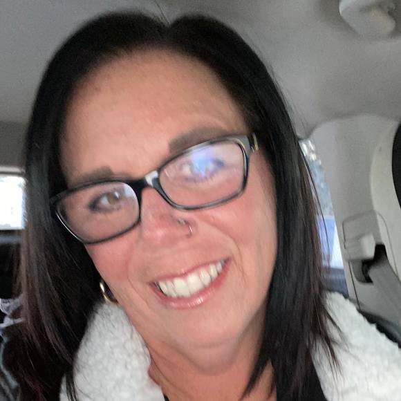 Profile Picture of Paula Heckman turner (@paulaturner2003) on Poshmark