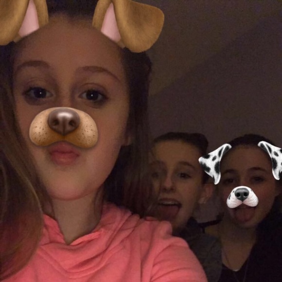 Profile Picture of Angelina Centrella (@angelina_tc) on Poshmark