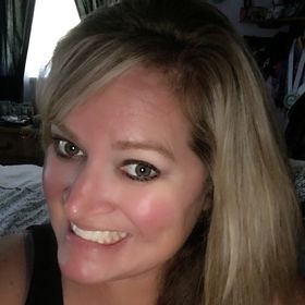 Profile Picture of Lisa Pettyjohn (@lalagirll) on Pinterest