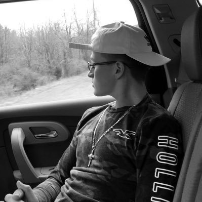 Profile Picture of Adrian Chaparro Vann (@ChaparroVann) on Twitter