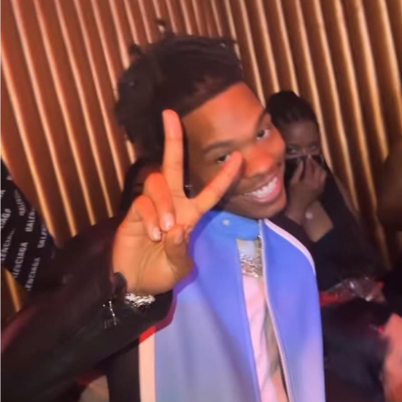 Profile Picture of Jasmine Li (@jaz137) on Poshmark