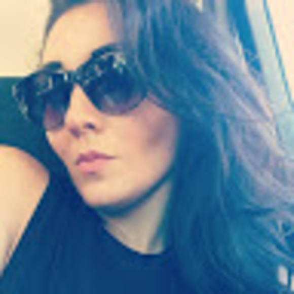 Profile Picture of Laura Verdugo (@laclaver29) on Poshmark