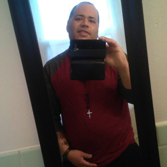 Profile Picture of Oscar Ramos (@chin47) on Poshmark