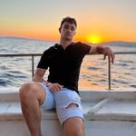 Profile Picture of ivan izquierdo (@_bartondj.8078) on Instagram