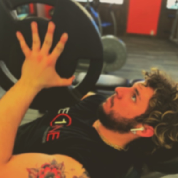 Profile Picture of Erick Schmid (@schmxd) on Poshmark