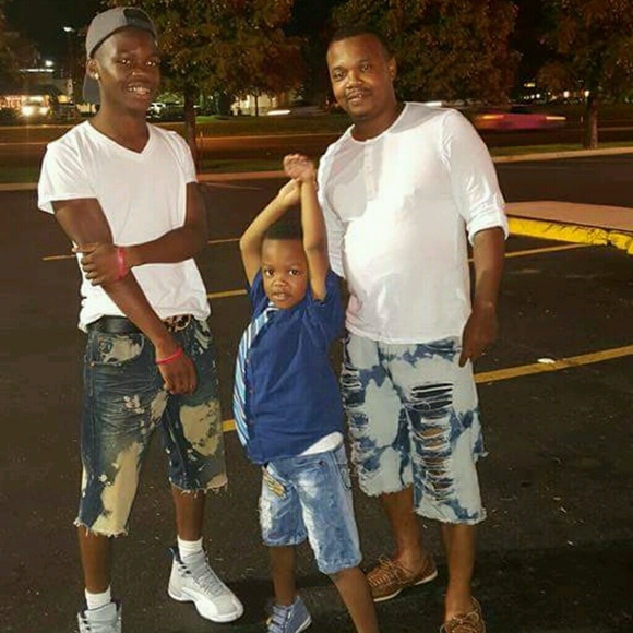 Profile Picture of Michael Tillman (@mikeevans123) on Poshmark