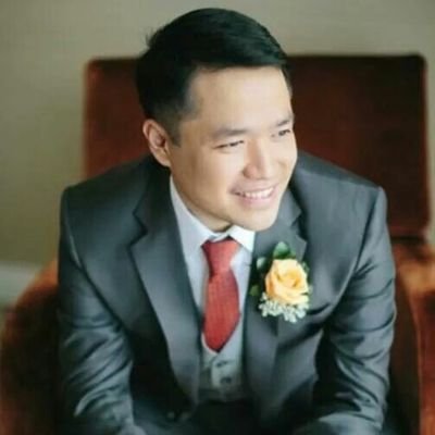 Profile Picture of Mark Arce (@Arcemark) on Twitter