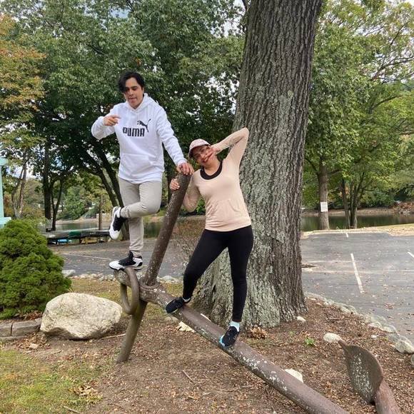 Maria belen Roche - Poshmark Profile Picture of Maria belen Roche (@beroche1241) on Poshmark