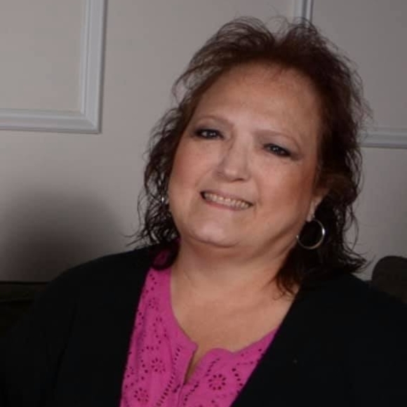 Profile Picture of Claudene Booth (@boothy59) on Poshmark