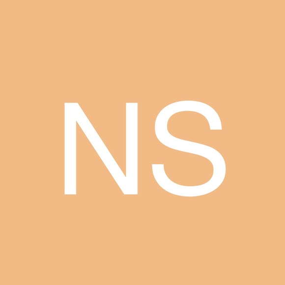 Profile Picture of Nilofar Shaikh (@nilo385) on Poshmark