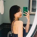 Profile Picture of Nhung Trang (@handschuhschneeballwerferin) on Instagram