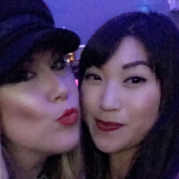 Profile Picture of Jenni Kimak (@jennikimak) on Poshmark