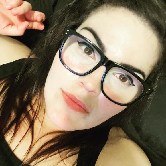 Profile Picture of Brandy Serrano (@mrsserran0) on Poshmark