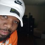 Profile Picture of Devon Nelson (@von_customs_shoes) on Instagram