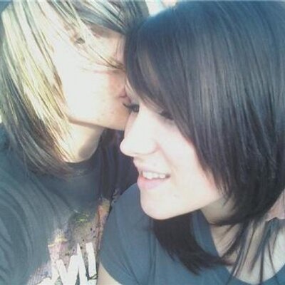 Profile Picture of Miranda Stokes (@ilyjerik) on Twitter