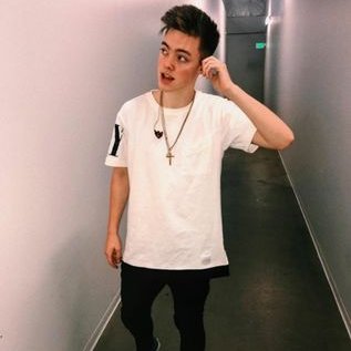 Profile Picture of Asher Herron (@mrs_zach_herron) on Twitter