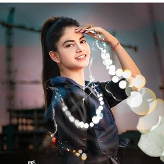 Profile Picture of Teri Vishu (@teri.vishu.3) on Facebook