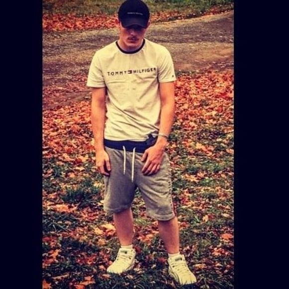 Profile Picture of Jonathon Keller (@bestever_23) on Poshmark