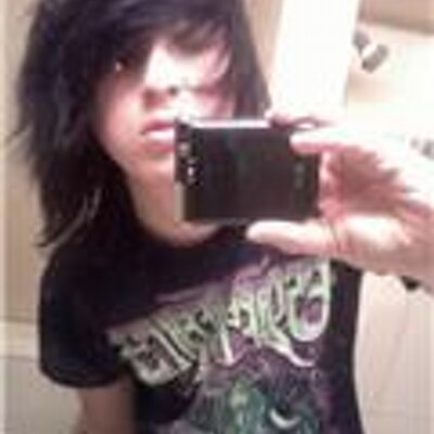 Profile Picture of Nathaniel Tucker (@DazzRAWR) on Twitter