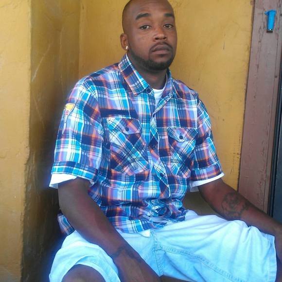 Profile Picture of Richard Cunningham (@rclocc) on Poshmark