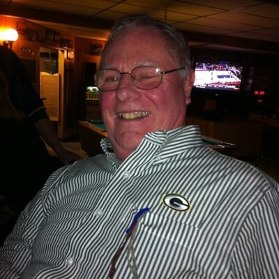 Profile Picture of Bob Cronmiller (@cron633) on Twitter