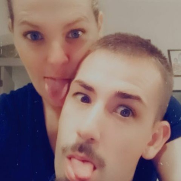 Profile Picture of Robert Luzarraga (@robertluzarraga) on Poshmark