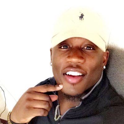 Profile Picture of The ❌ Factor (@ShonCarson2) on Twitter