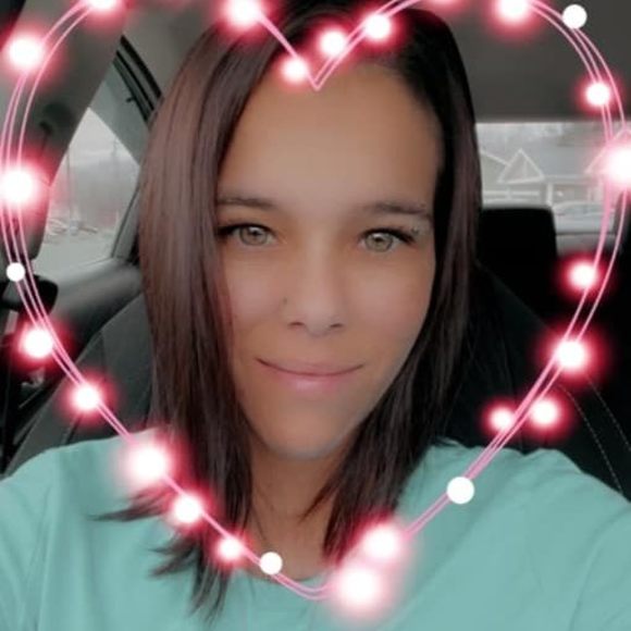 Amanda Rene - Poshmark Profile Picture of Amanda Rene (@amandarene29) on Poshmark