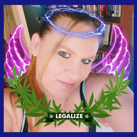 Profile Picture of Heather Hensarling (@hcskittles22) on Poshmark