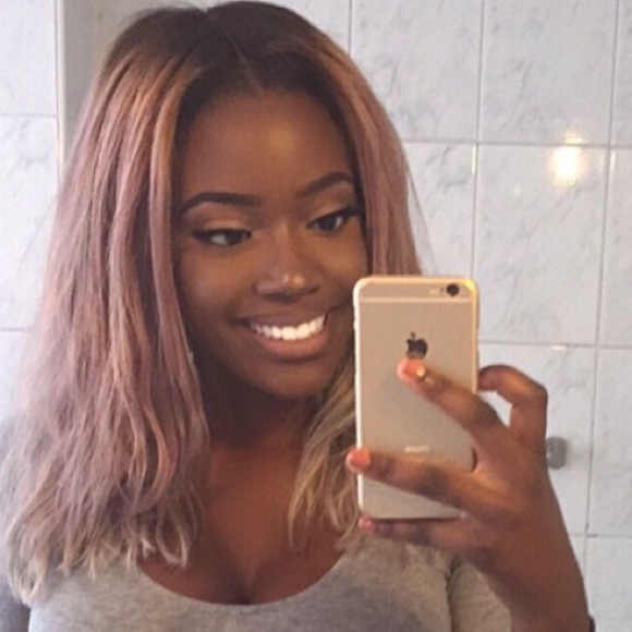 Profile Picture of Brianna Ventroy (@beeventroy) on Poshmark