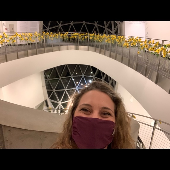 Profile Picture of Miranda Porterfield (@mirandaporterfi) on Poshmark