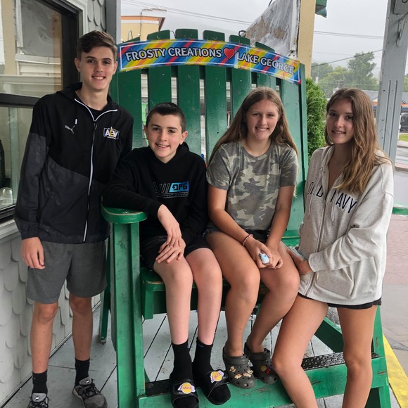 Susan Grabinski - Poshmark Profile Picture of Susan Grabinski (@susanj21) on Poshmark