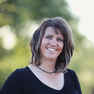 Profile Picture of Lynette McLaws Jacobson (@lynette.m.jacobson) on Facebook