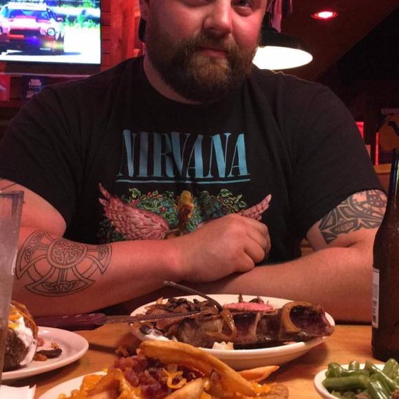 Profile Picture of Chris Clatworthy (@clatworthy23) on Poshmark