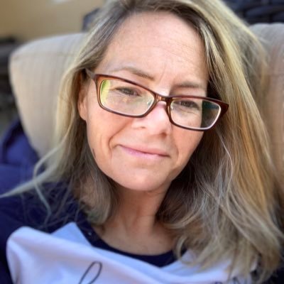 Profile Picture of Elizabeth Gregg (@Elizabe95318615) on Twitter