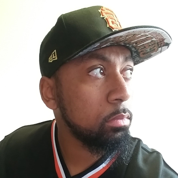 Profile Picture of Chris Foster (@slapnutts) on Poshmark