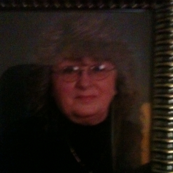 Profile Picture of Madeline Emerick (@mattie43) on Poshmark