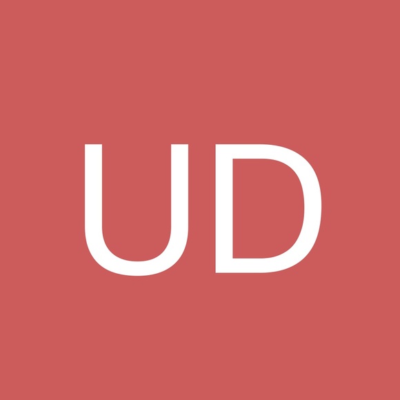 Profile Picture of Uctred Dolmetsch (@groce4998) on Poshmark