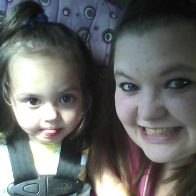 Profile Picture of Emily Decker (@emilydecker1997) on Twitter