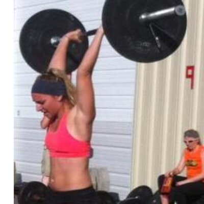 Profile Picture of Lauren Lee (@laurenklee) on Twitter