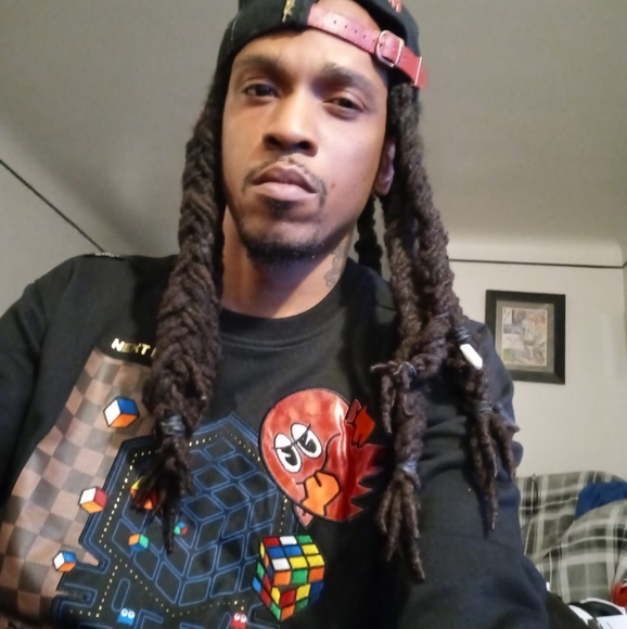 Profile Picture of Jerrod Baker (@mrbaker313) on Poshmark