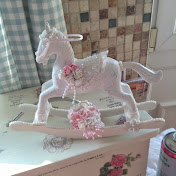 Profile Picture of Michelle Moverley (@epicMOV) on Youtube