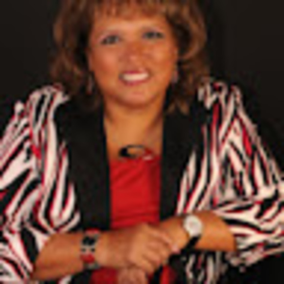 Profile Picture of Inge Wuchenauer (@carmen2064) on Poshmark