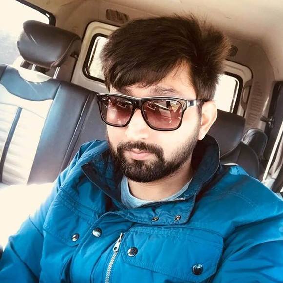 Profile Picture of Ravi Berkalan (@sharmaravi91) on Poshmark