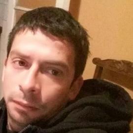 Profile Picture of Guillermo Valladares (@carloosio) on Twitter