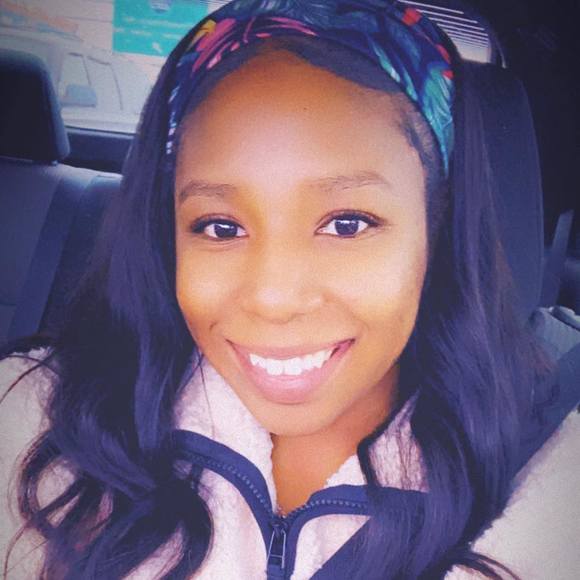 Profile Picture of Kendra Waddy (@carolina_chick) on Poshmark