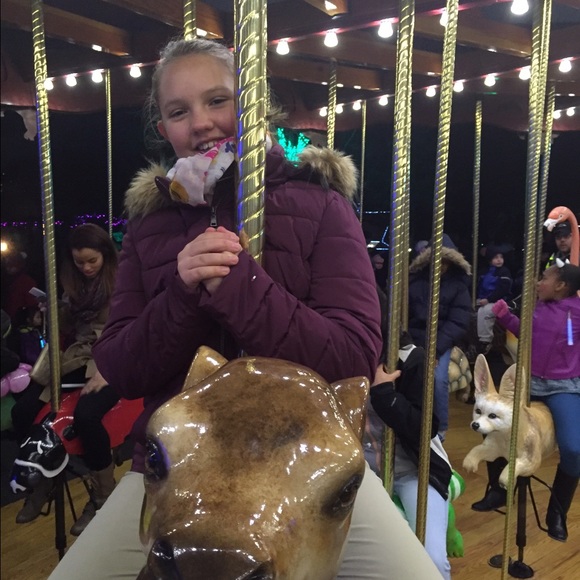 Profile Picture of Nomeda Granickaite (@nomedagran) on Poshmark