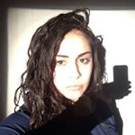 Julia Leonardos - Instagram Profile Picture of Julia Leonardos (@chopupthecanon) on Instagram