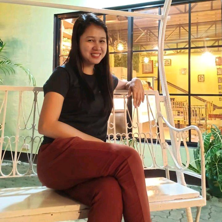 Profile Picture of Kim Barte (@kimmbarte) on Tiktok