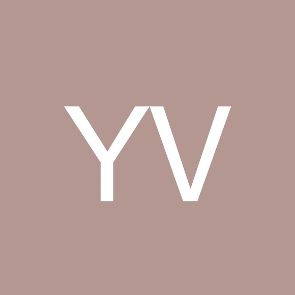 Profile Picture of Ynna Vinokurov (@yainnavi) on Poshmark